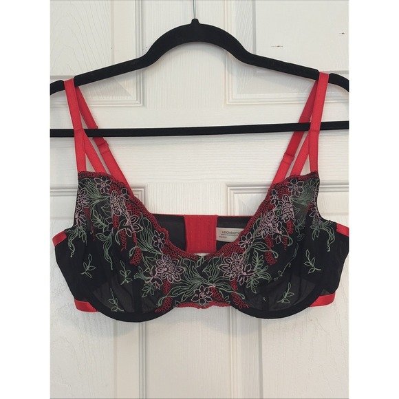 Liz Claiborne Other - Liz Claiborne Bra Womens 36D Embroidered Floral Mesh Underwired Eyehook